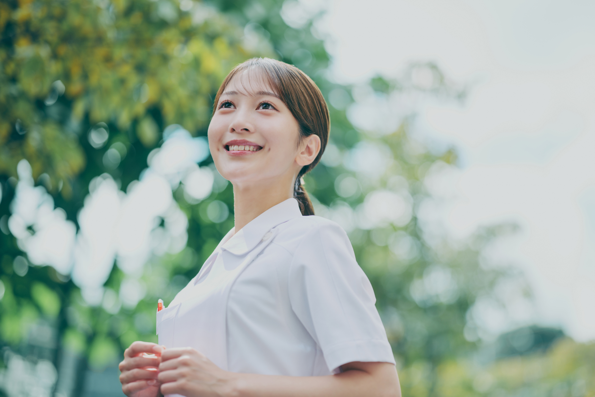 美容看護師（イメージ）｜レナトゥスクリニック大阪院